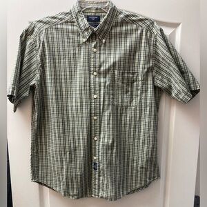 Dockers Men's Plaid Button Down Short Sleeve Shirt w/ Button Down Collar - L